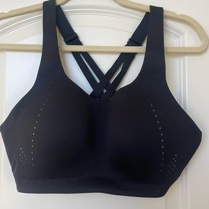Women’s LuluLemon Air Support Bra